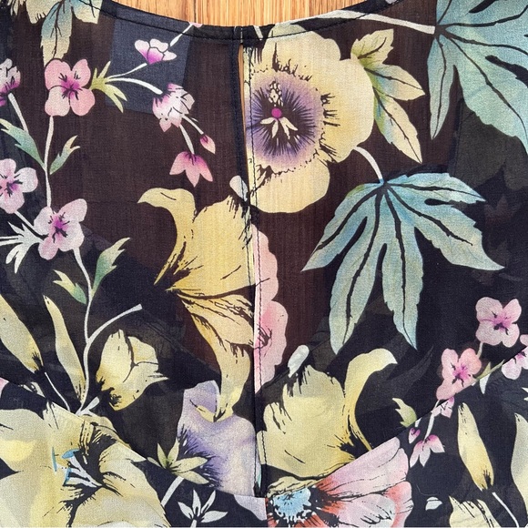 CAbi #3256 Osaka Ruffle Top, Small - Picture 7 of 9